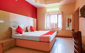 Hotel Samar Palace Near Sodala Vivek Vihar Metro Station
